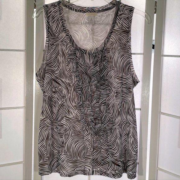 Chico’s Brown & White Swirls Sleeveless Shell Tuxedo Ruffle bib - Picture 8 of 10